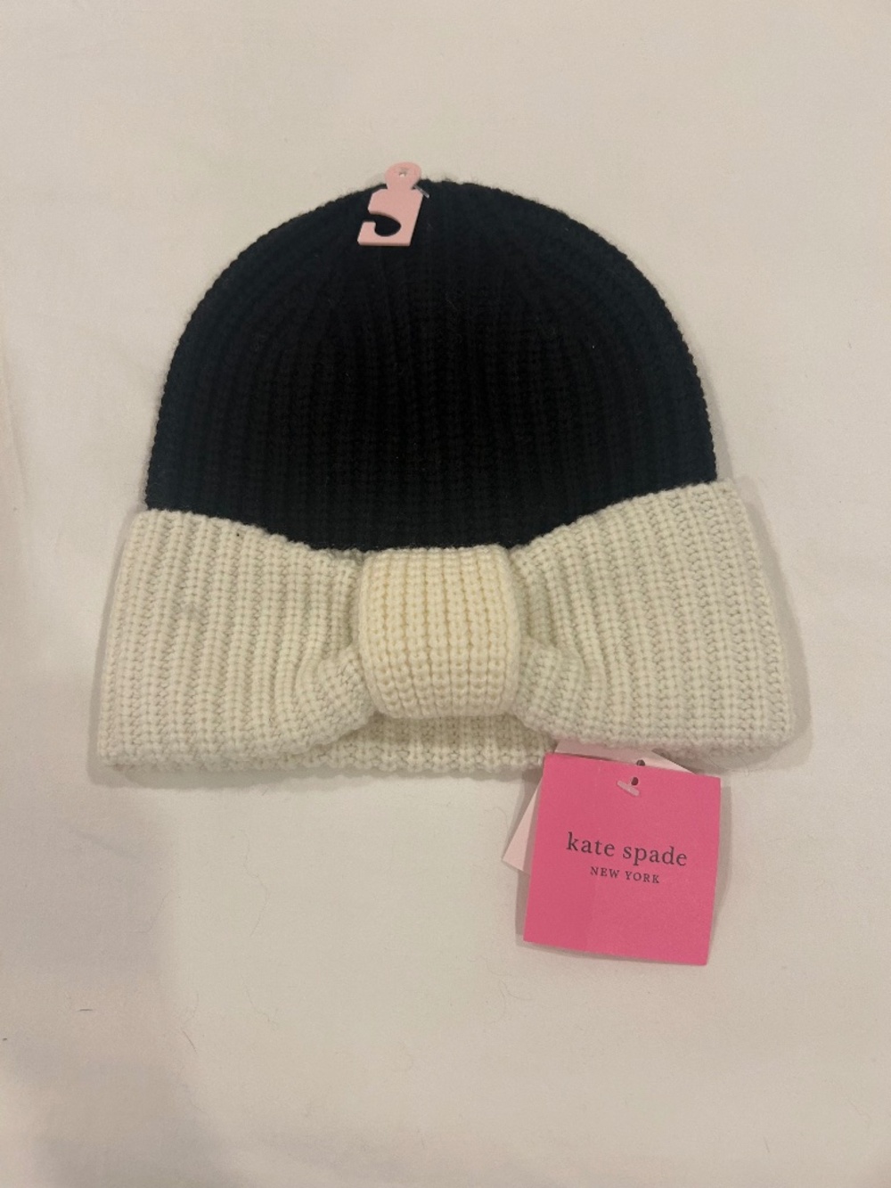 Kate Spade New York Women’s Hat/Black & White Color One size (new with tags)
